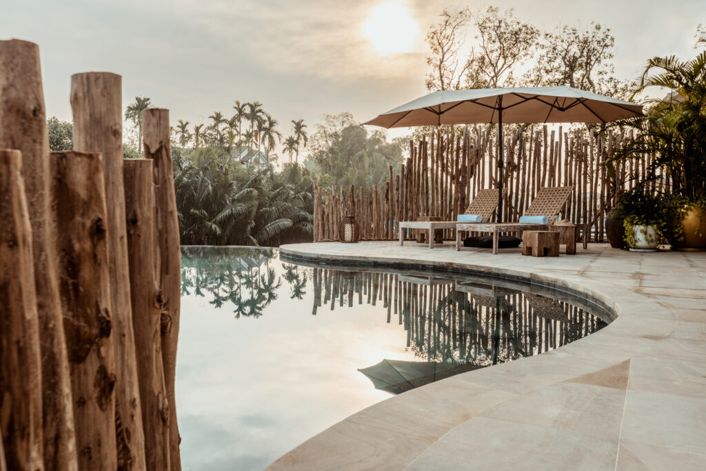 Namia - Nipa Pool Villa - Outside - Pool